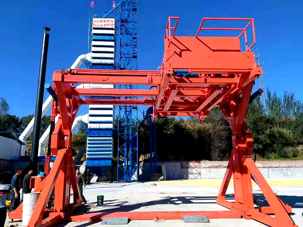 集裝箱翻轉(zhuǎn)機(jī)